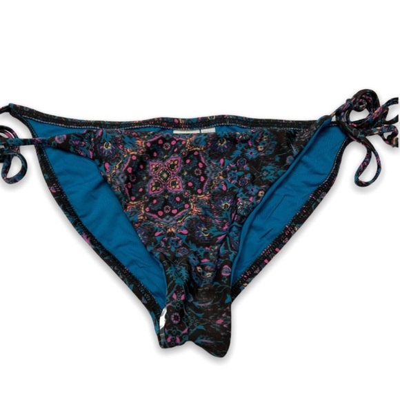 L*Space Lily Julitta Side Tie Bikini Bottoms Size Medium - Picture 5 of 6